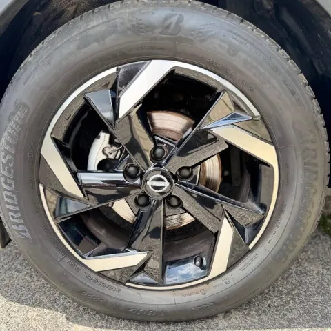 Nissan Juke 1.0 dig-t N-Connecta 114cv dct - Immagine 19