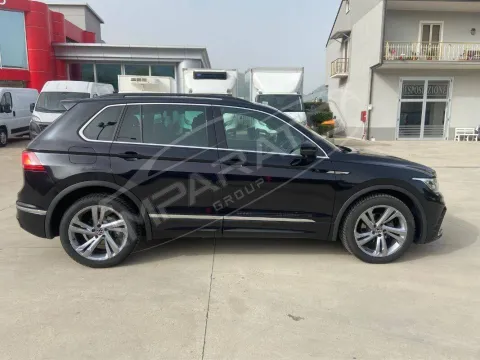 Volkswagen Tiguan 2.0 tdi R-Line 150cv dsg - Immagine 7