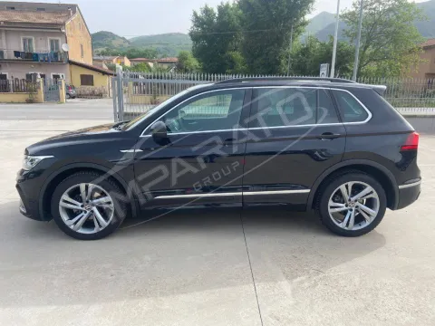 Volkswagen Tiguan 2.0 tdi R-Line 150cv dsg - Immagine 8