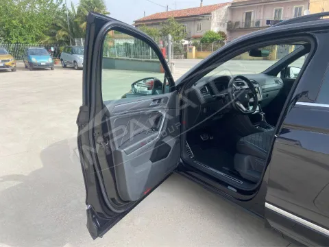 Volkswagen Tiguan 2.0 tdi R-Line 150cv dsg - Immagine 9