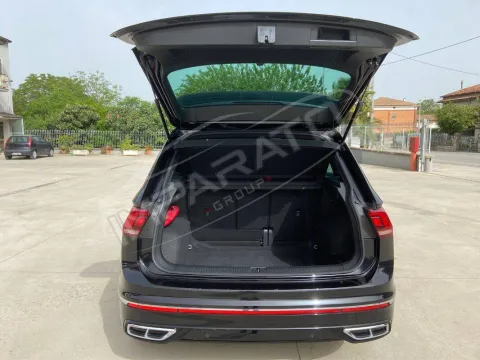 Volkswagen Tiguan 2.0 tdi R-Line 150cv dsg - Immagine 23
