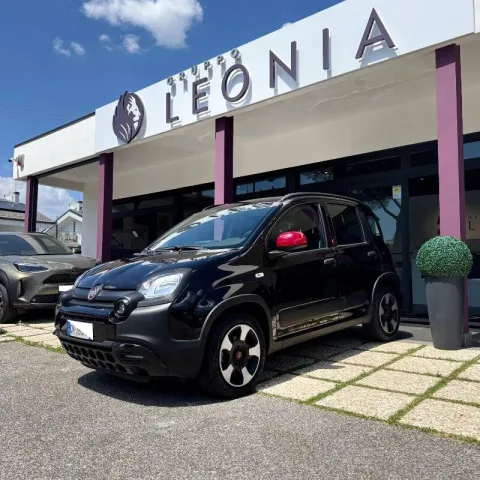 Fiat Panda 1.0 firefly hybrid City Cross s&s 70cv 5p.ti - Immagine 1