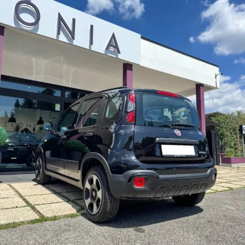 Fiat Panda 1.0 firefly hybrid City Cross s&s 70cv 5p.ti - Immagine 2
