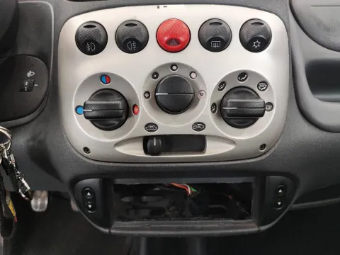 Fiat Seicento 1.1 Sporting - Immagine 13