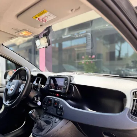 Fiat Panda 1.0 firefly hybrid City Cross s&s 70cv 5p.ti - Immagine 10