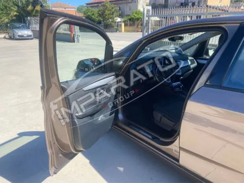 BMW 225xe Active Tourer iPerformance auto - Immagine 9