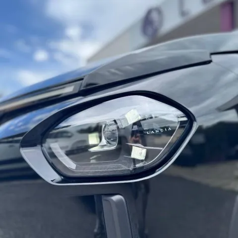 Lancia Ypsilon 1.2 mhev 110cv e-dct - Immagine 16