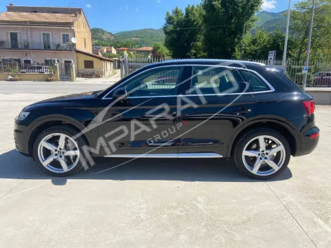 Audi Q5 45 2.0 tfsi mhev Business Sport quattro 245cv s-tronic - Immagine 8