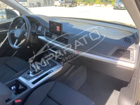 Audi Q5 45 2.0 tfsi mhev Business Sport quattro 245cv s-tronic - Immagine 17
