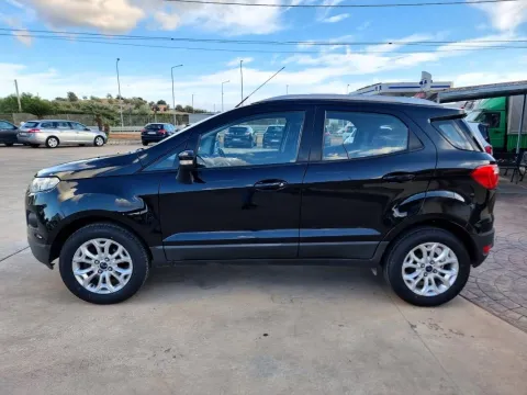 Ford EcoSport 1.5 tdci Business c/navi 95cv - Immagine 4