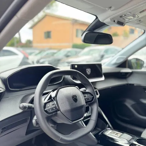 Peugeot 208 1.2 hybrid Allure 145cv e-dcs 6 - Immagine 7