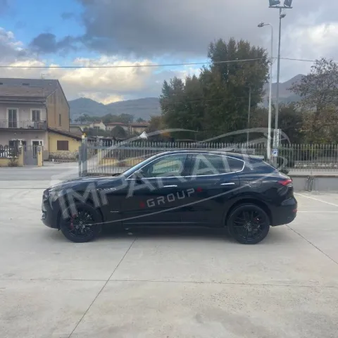Maserati Levante 3.0 V6 S Granlusso 430cv auto - Immagine 7