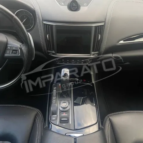 Maserati Levante 3.0 V6 S Granlusso 430cv auto - Immagine 12