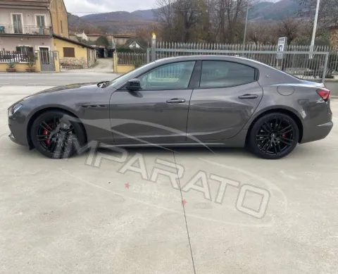 Maserati Ghibli 3.0 V6 Gransport 275cv auto - Immagine 4