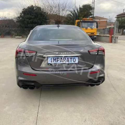 Maserati Ghibli 3.0 V6 Gransport 275cv auto - Immagine 6