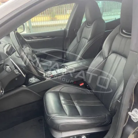 Maserati Ghibli 3.0 V6 Gransport 275cv auto - Immagine 10
