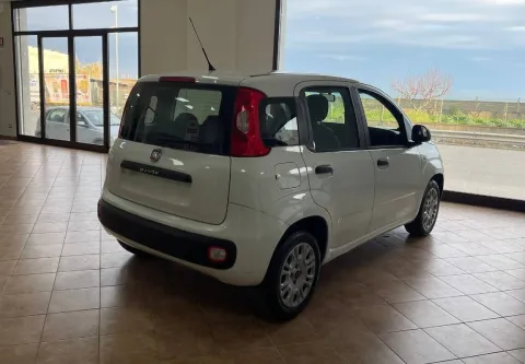 Fiat Panda 1.3 mjt 16v Easy s&s 95cv - Immagine 4