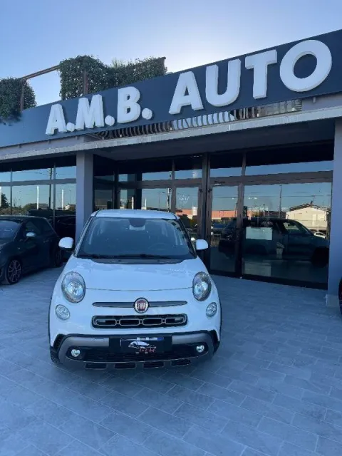 Fiat 500L Cross 1.4 s&s 95cv my20 - Immagine 2