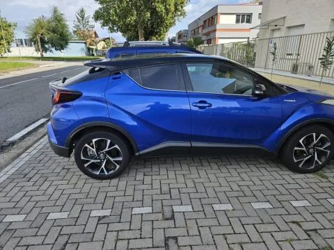 Toyota C-HR 2.0h Trend e-cvt - Immagine 1