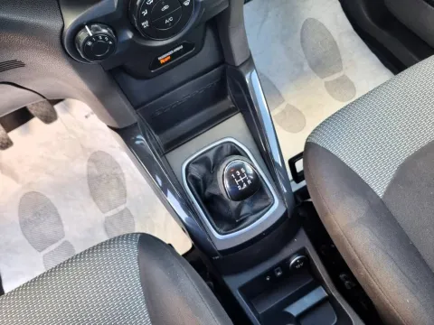 Ford EcoSport 1.5 tdci Business c/navi 95cv - Immagine 21
