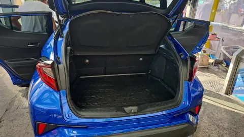 Toyota C-HR 2.0h Trend e-cvt - Immagine 9