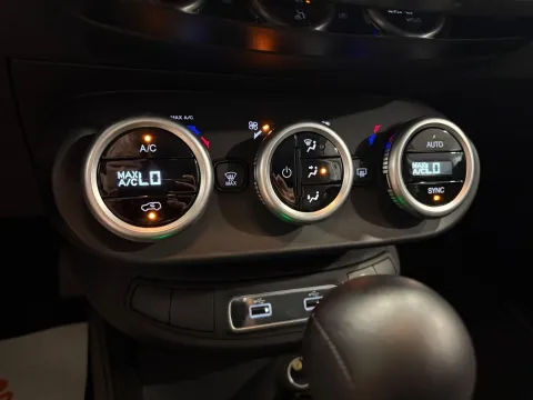 Fiat 500X 1.5 t4 hybrid Sport 130cv dct - Immagine 19