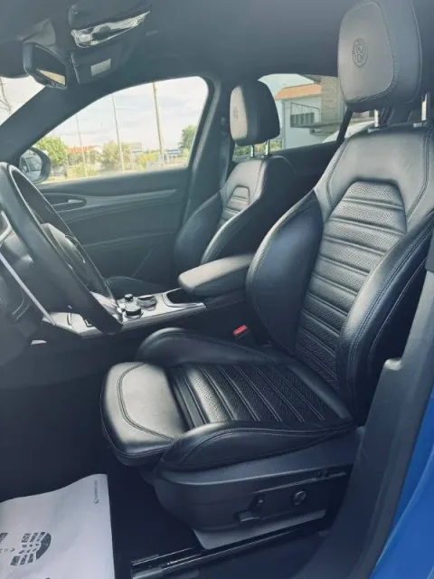Alfa Romeo Stelvio 2.2 t Veloce Q4 210cv auto - Immagine 8