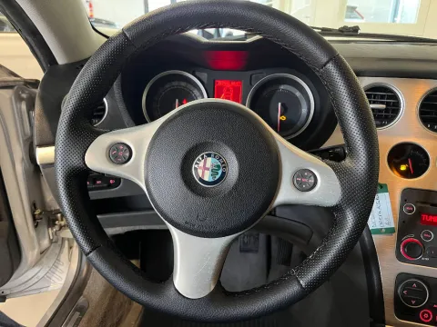 Alfa Romeo Brera 2.4 jtdm Sky Window 200cv - Immagine 20