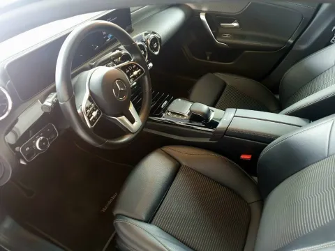 Mercedes CLA Coupe 200 Sport auto - Immagine 19