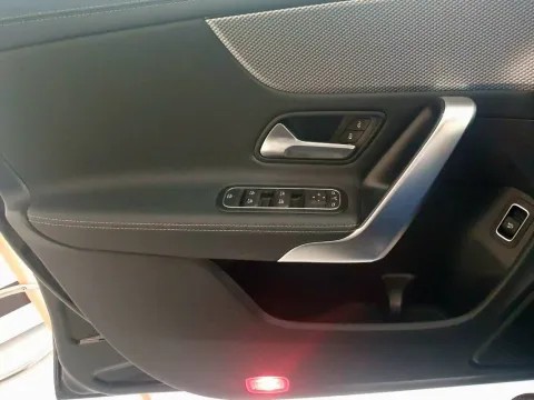 Mercedes CLA Coupe 200 Sport auto - Immagine 23