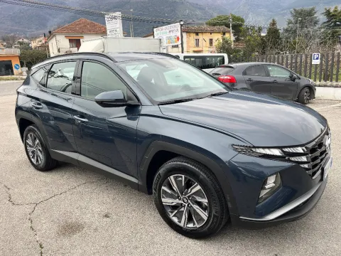 Hyundai Tucson 1.6 crdi Xtech 2wd - Immagine 3