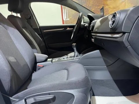 Audi A3 Sportback 30 1.6 tdi Business 116cv - Immagine 15