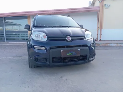 Fiat Panda 1.0 firefly hybrid City Life s&s 70cv 5p.ti - Immagine 2