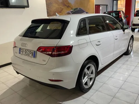 Audi A3 Sportback 30 1.6 tdi Business 116cv - Immagine 16
