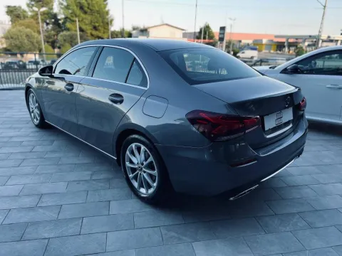 Mercedes A 180 Sport auto - Immagine 4