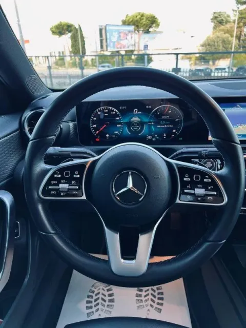 Mercedes A 180 Sport auto - Immagine 8