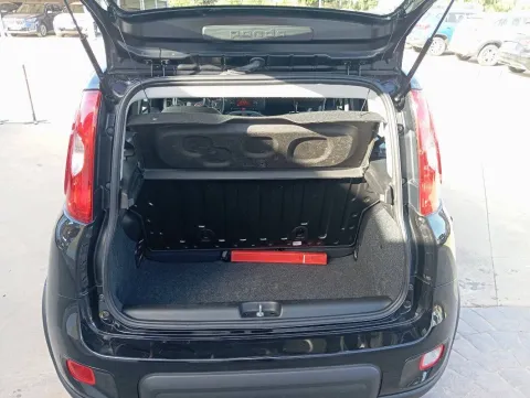 Fiat Panda 1.0 firefly hybrid City Life s&s 70cv 5p.ti - Immagine 7