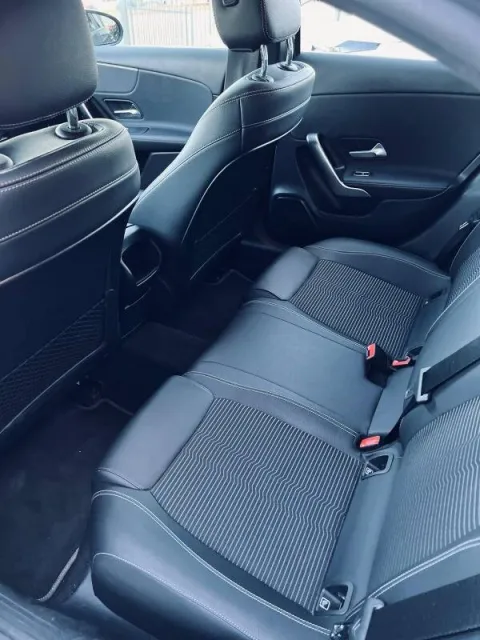 Mercedes A 180 Sport auto - Immagine 10