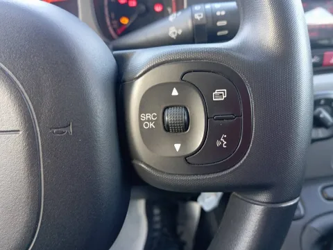 Fiat Panda 1.0 firefly hybrid City Life s&s 70cv 5p.ti - Immagine 12