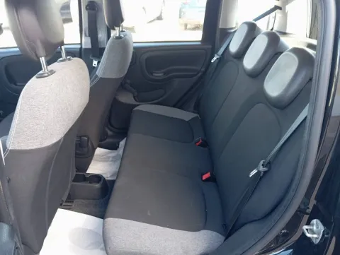 Fiat Panda 1.0 firefly hybrid City Life s&s 70cv 5p.ti - Immagine 17