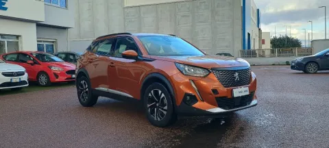Peugeot 2008 1.5 bluehdi Allure s&s 100cv - Immagine 2