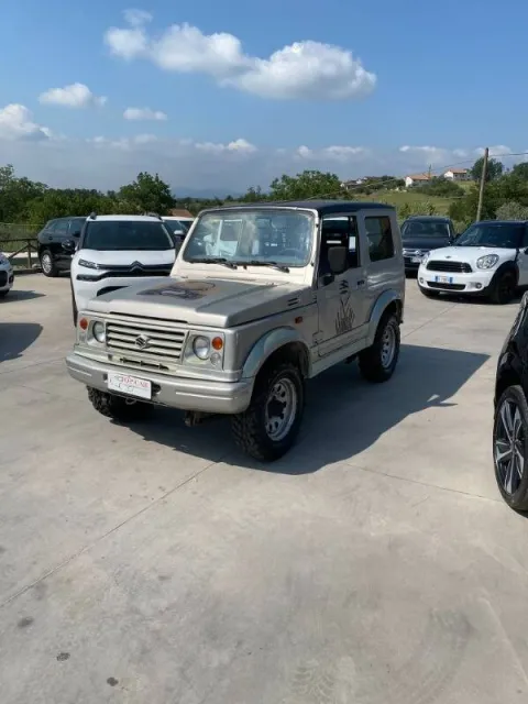 Suzuki Samurai Wagon 1.9 td De Luxe - Immagine 1