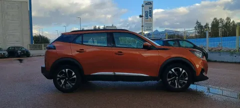 Peugeot 2008 1.5 bluehdi Allure s&s 100cv - Immagine 3