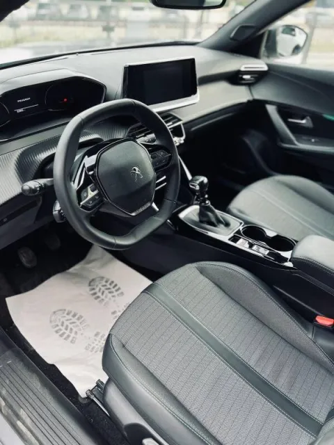 Peugeot 2008 1.2 puretech Allure s&s 100cv - Immagine 7