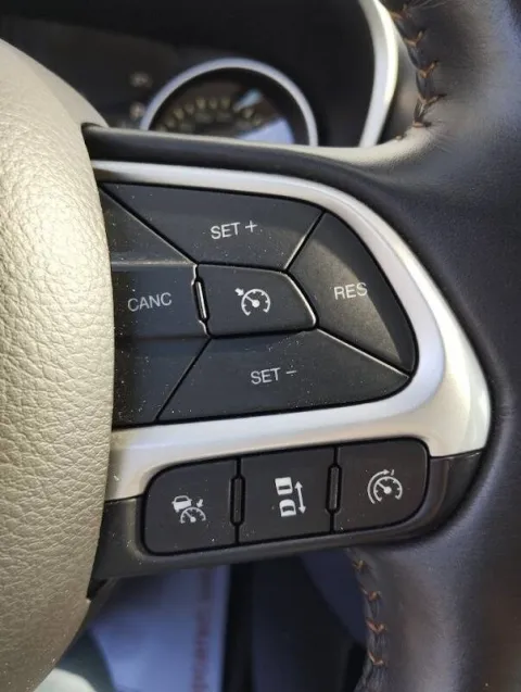 Jeep Compass 2.0 mjt Limited 4wd 140cv my19 - Immagine 23