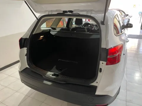 Ford Focus SW 1.5 tdci Plus s&s 95cv - Immagine 23