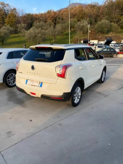 Ssangyong Tivoli 1.6d Go awd - Immagine 5