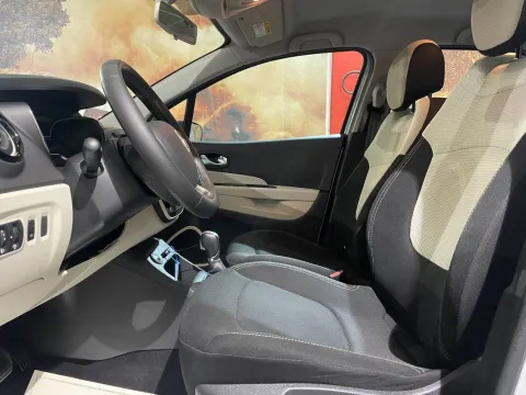 Renault Captur 1.5 dci Business 90cv edc - Immagine 7