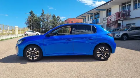 Peugeot 208 1.2 puretech Style s&s 100cv - Immagine 3