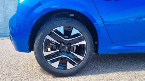 Peugeot 208 1.2 puretech Style s&s 100cv - Immagine 10